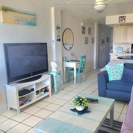 Beachside Bliss Ocean Views & Endless Fun Daytona Beach! ภายนอก รูปภาพ